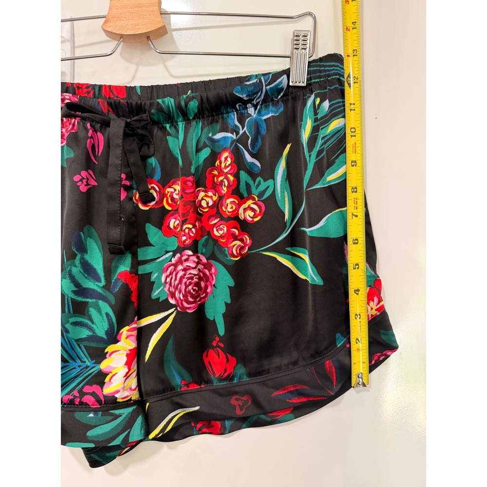Stars Above Women Black Floral Satin Pajama Set Long Sleeve Top Shorts Large - Picture 9 of 11